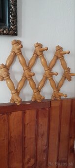 Starožitný nástenný vešiak drevo - 2