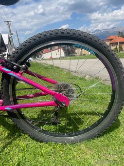 Dievčenský bicykel 24” - 2