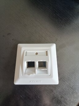 Zásuvka Modulo50 Cat 6A, podpovrchová - 2