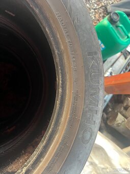 Kumho R19 265/50 - 2