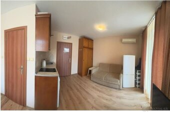 Luxusné bývanie v modernom komplexe s bazénom a fitness - pr - 2