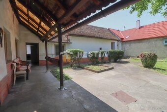 Rodinný dom na veľkom pozemku Senica - Čáčov - 2