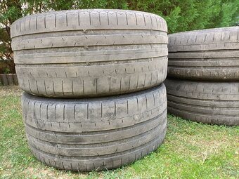 2x 255/30r20 a 2x 225/35r20 - 2