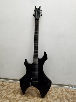 Elektrická gitara Harlem X Gear4Music pre ľaváka. - 2