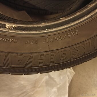 Yokohama 225/55 R17 97V - letné - 2