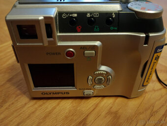 Olymlus Camedia Ultrazoom C730 - 2