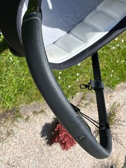 Cybex Priam Platinum Matt Black s bohatou výbavou - 2
