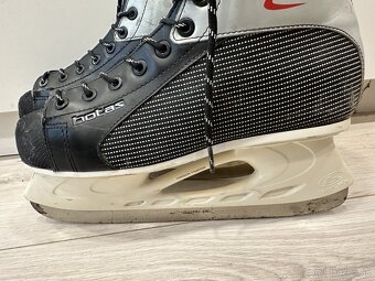 Hokejové korčule Botas veľ.43 - 2