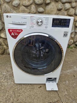 LG-8 kg parná práčka, 1400, 6 Motion DD, TrueSteam™
- 2