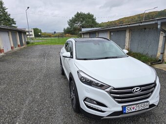 HYUNDAI TUCSON 2,0 CRDI 4WD - 2