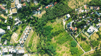 Na predaj investičný pozemok 1307 m2 - Bratislava, Koliba - 2