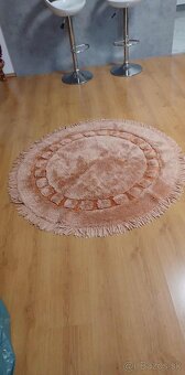 Okrúhly staroružový koberec - 2