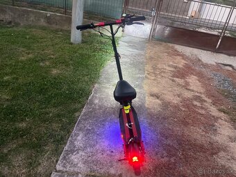 Elektrická kolobežka Kugoo Kirin M4 – dojazd až 99km  Predá - 2