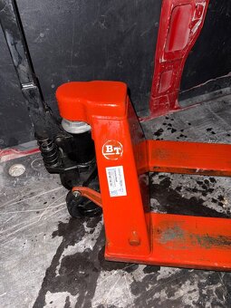 Predám paletovy vozik paletak - 2