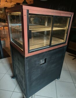 Chladiaca vitrína - 2