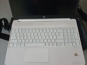 notebook HP 15" zachovaly - 2