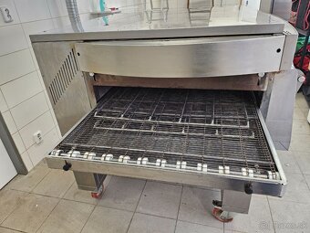 Automatická průchozí pizza pec - 2