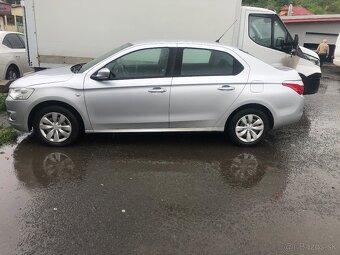 Predám Citroen c-Elysée - 2