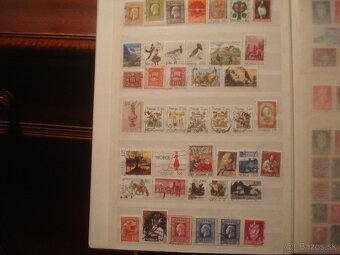 16 stranový album A4 + 850 rôznych známok západná Európa - 2