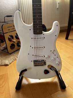 Fender squier stracocaster - 2