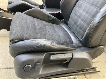 VW Passat B6 Alcantara interier, displeje a autosedačka - 2