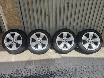 Komplet 18" zimna sada orig Volvo +zimne Pirelli 215/55 R18 - 2