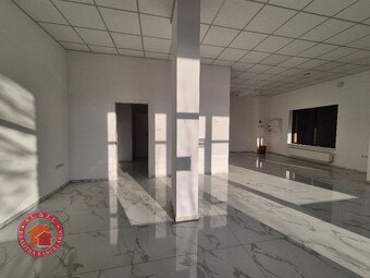 Krásny 66 m2 OBCHODNÝ PRIESTOR V SENCI - CENTRUM, NÁMESTIE 1 - 2