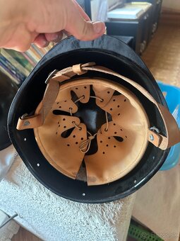 Hasičská helma - 2