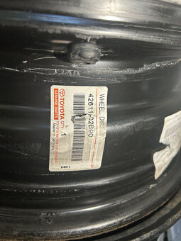 Plechove disky Toyota 15×6J (42611-02B90) - 2