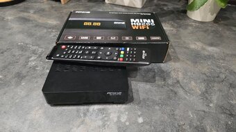 Satelitný prijímač Amiko MINI HD265 čierny - 2