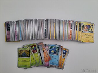 Kartičky pokémon 250ks - 2
