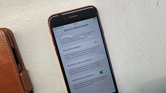 Apple iPhone SE 2020 RED product 128GB - 2