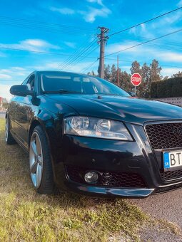 Audi A3 Sportback 1.6 TDI 77kW S-line “ RS3 look “ - 2