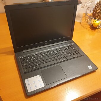 Dell Vostro 15 3000 i5-10gen, 8GB/256 super cena za 15.6" - 2