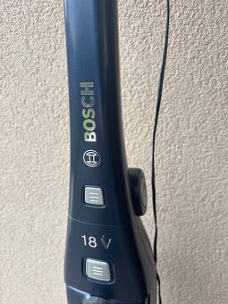 Tyčový vysávač BOSCH - 2