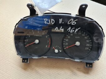 Budíky Kia Rio II 1.4 16V 940031G120 - 2