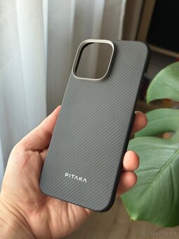 iPhone 16 Pro Max - Pitaka - 2