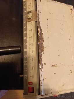 Retro vaha - 2