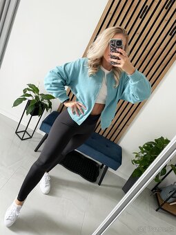 Victoria’s Secret bomber bundička - 2
