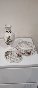 Porcelánové predmety a sošky - 2