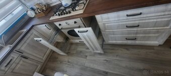 Kuchynská linka. - 2