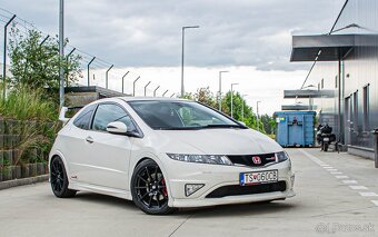 Honda Civic TypeR FN2 2.0 i-VTEC 148kW Championship White - 2