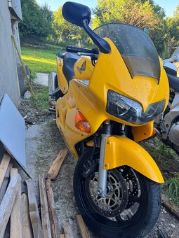 Honda VFR 800 - 2