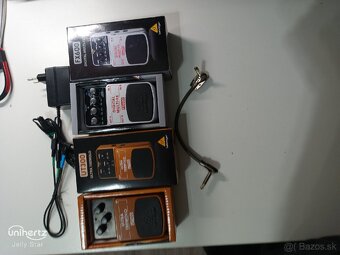 Gitarové Efekty BEHRINGER 2X - 2