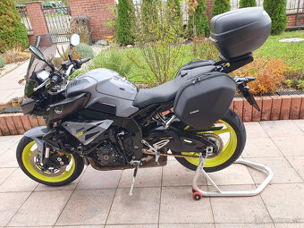 Yamaha MT10 - 2