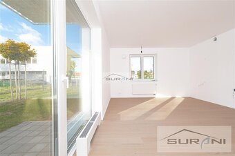 Krásny 2-izbový byt s predzáhradkou 73 m2 a parkovaním v... - 2