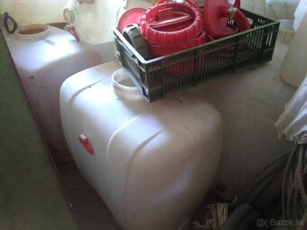 Plastové nádoby - 2