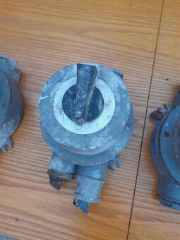 Predám veľké vypínače, spínače - 2