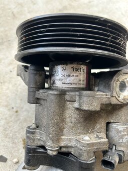 Servo cerpadlo mercedes 0064662601 - 2