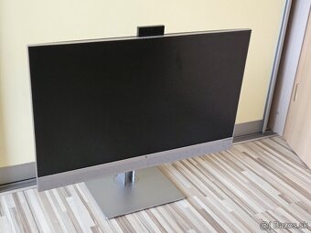 HP EliteDisplay E273m. - 2